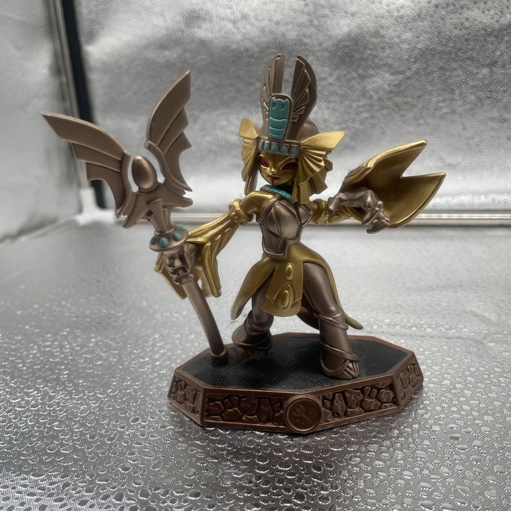 2016 Activision Skylanders Imaginators Golden Queen Sensei Figure